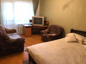 Beautiful Apartment on Korolenka 31